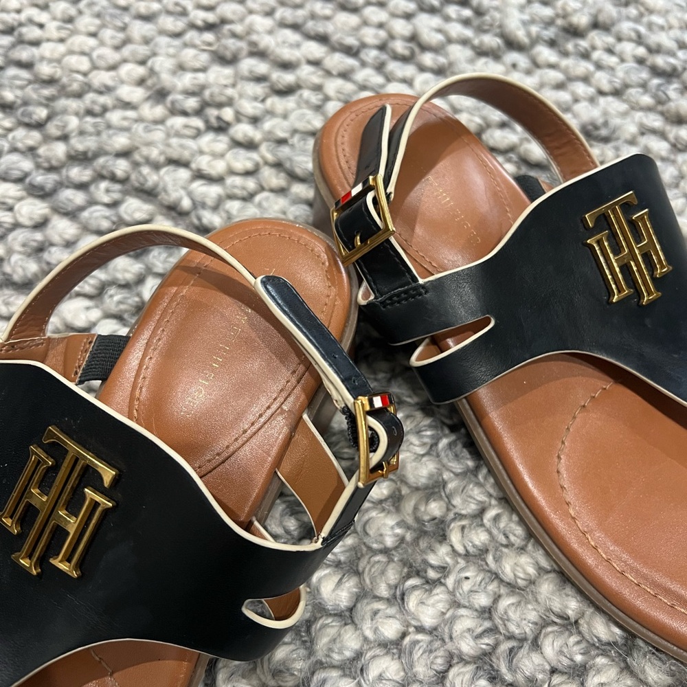 Tommy Hilfiger Black and Tan Women's Sandals - Picture 3 of 5
